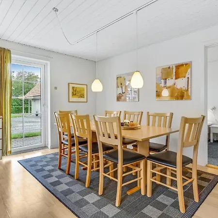 Marina Fiskenaes Holiday home *